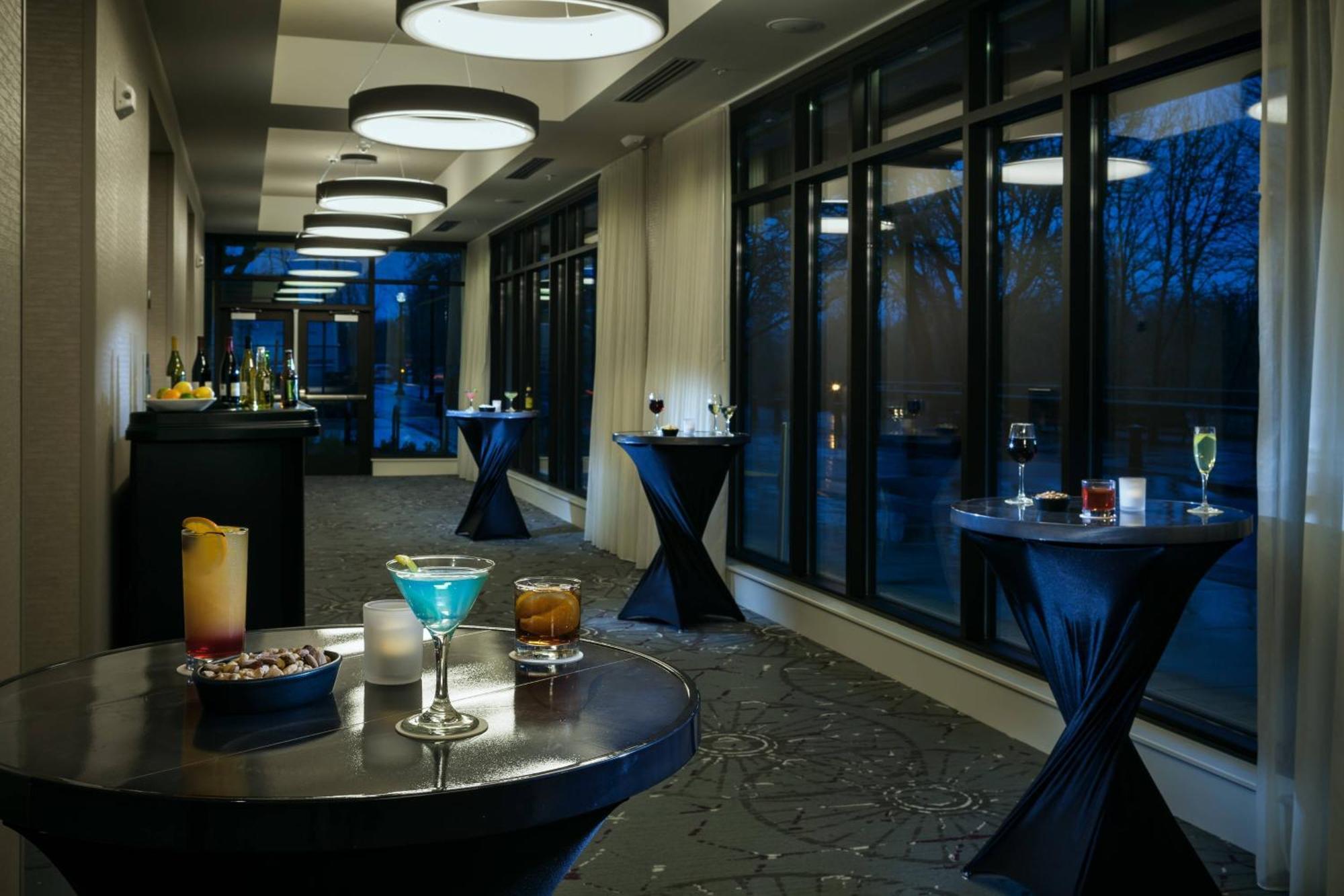 Courtyard By Marriott Hotel